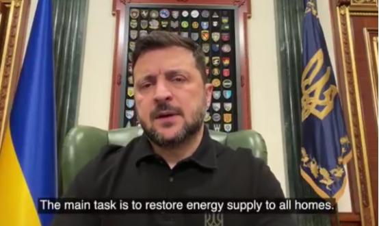 乌克兰总统泽连斯基1月12日发文说：“目前，俄罗斯每天的伤亡人数不少于1000人