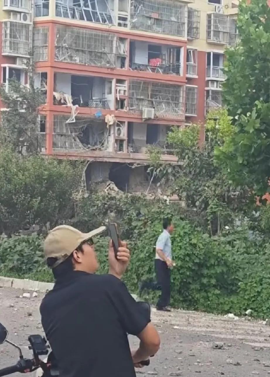 临沂王桥社区事件，责任人王某某面临3种可能的结局。

1，就算王某某把家里的存款