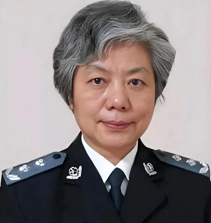 终于有人把这事看透了！为什么满大街都是碰瓷讹人的？不是老糊涂，是算准了“讹成赚一