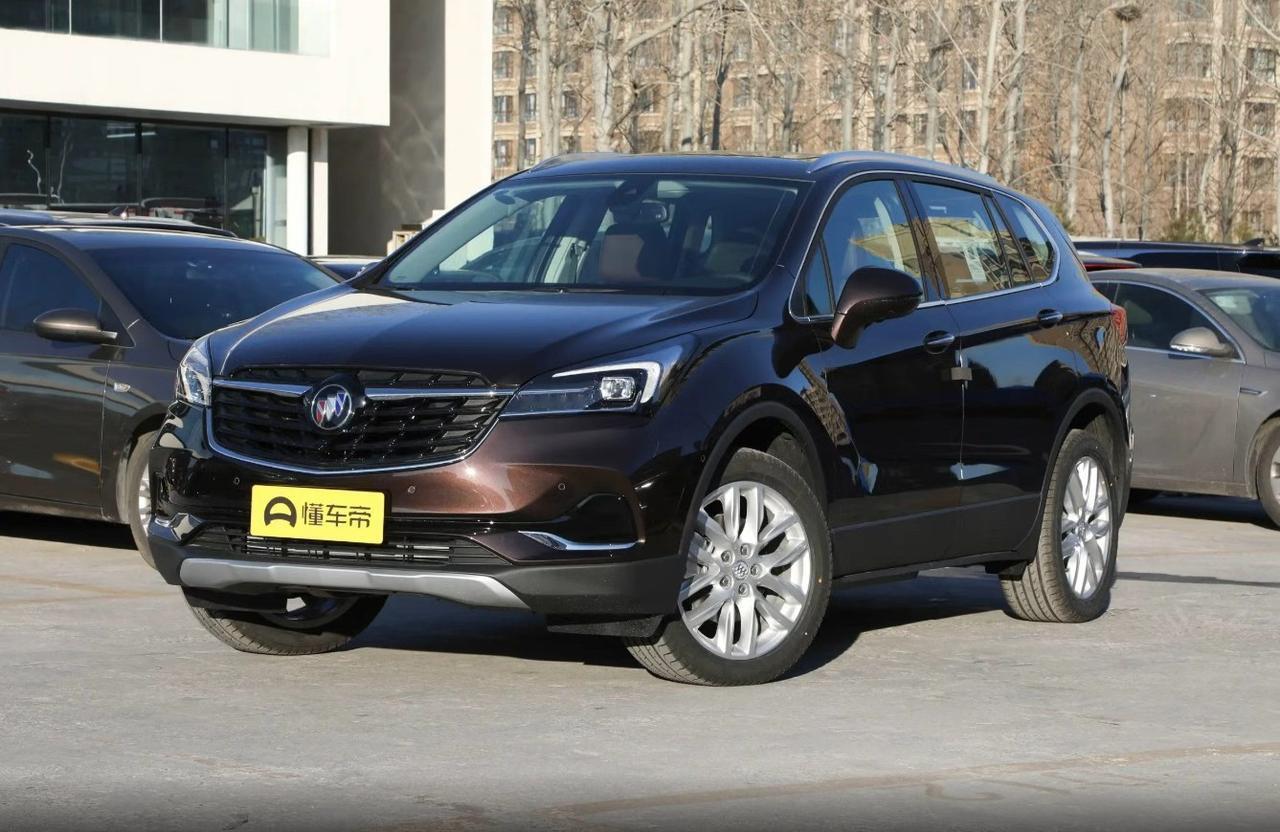 如果你预算10万出头，想买辆空间大、坐着舒服、看着还有点“小豪华”的中型SUV，