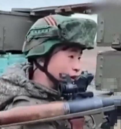 泽连斯基再次发小作文呼吁韩国，朝鲜军人正成千上万出现在战场上，他们想获得作战经验