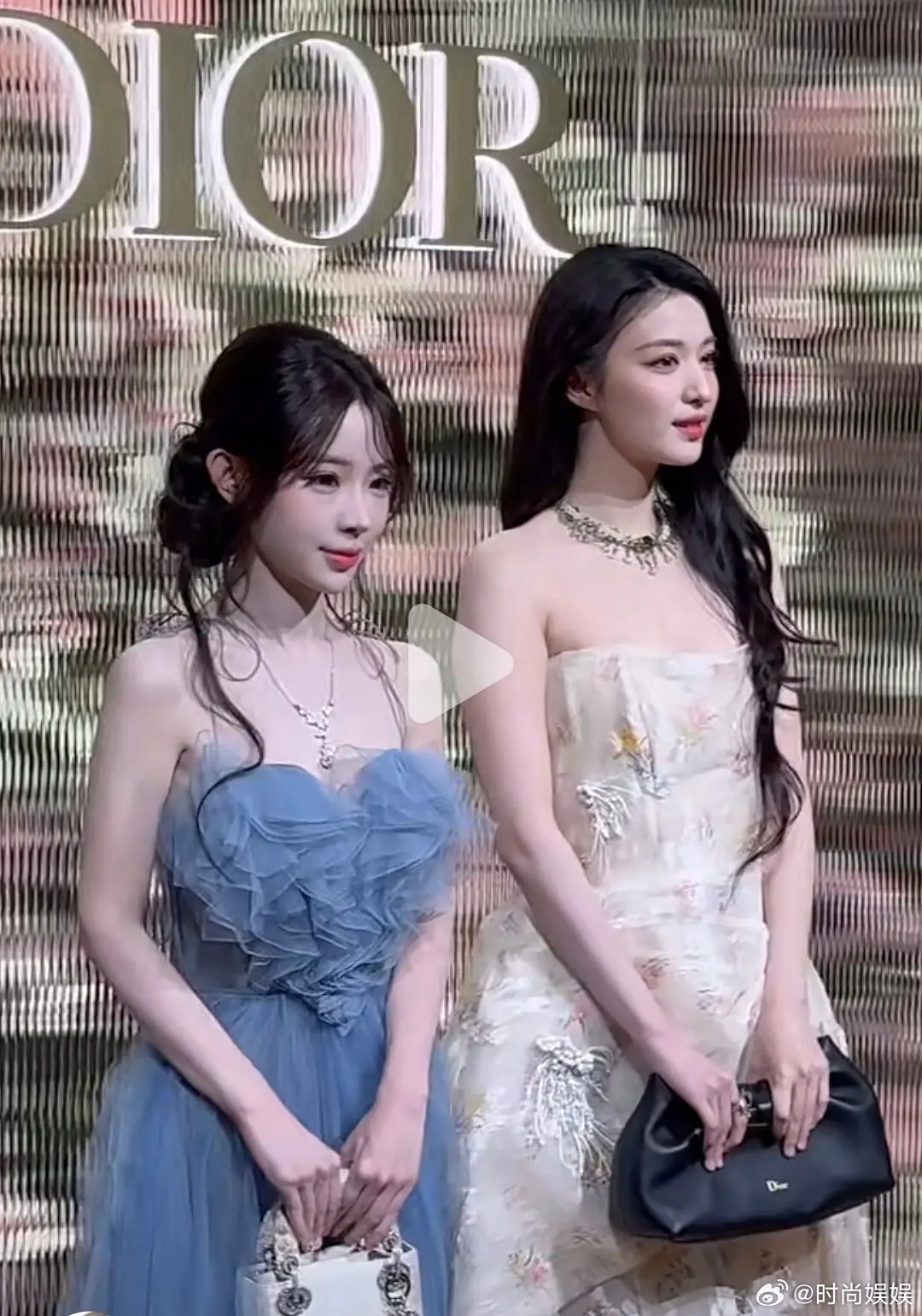 王楚然发际线是有多高 还要画一下 