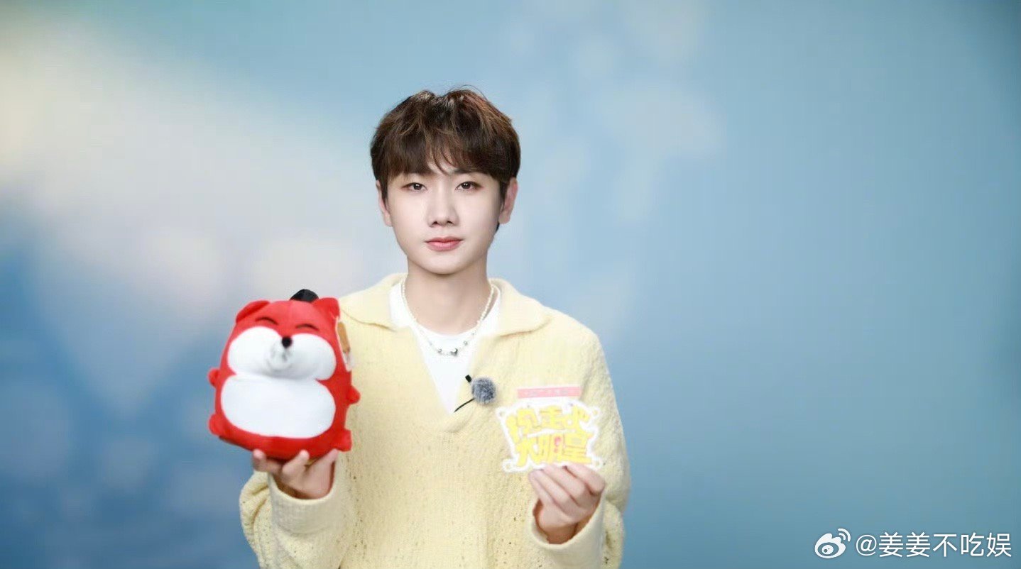 #汪苏泷[超话]##汪苏泷回应唱什么歌都痛#我觉得你是一个非常有魅力的人，而且喜