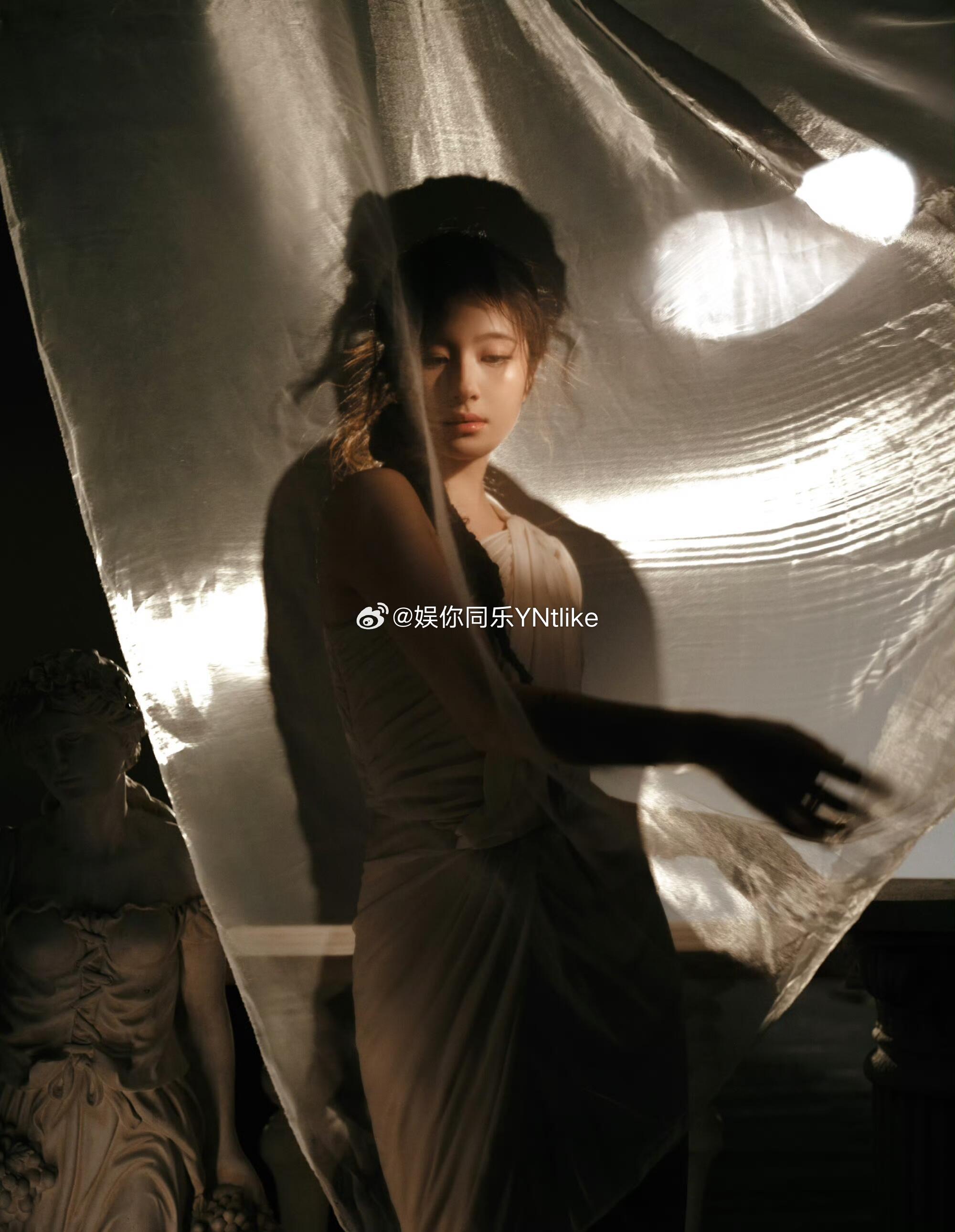 李兰迪微博之夜第二套微博之夜内场李兰迪