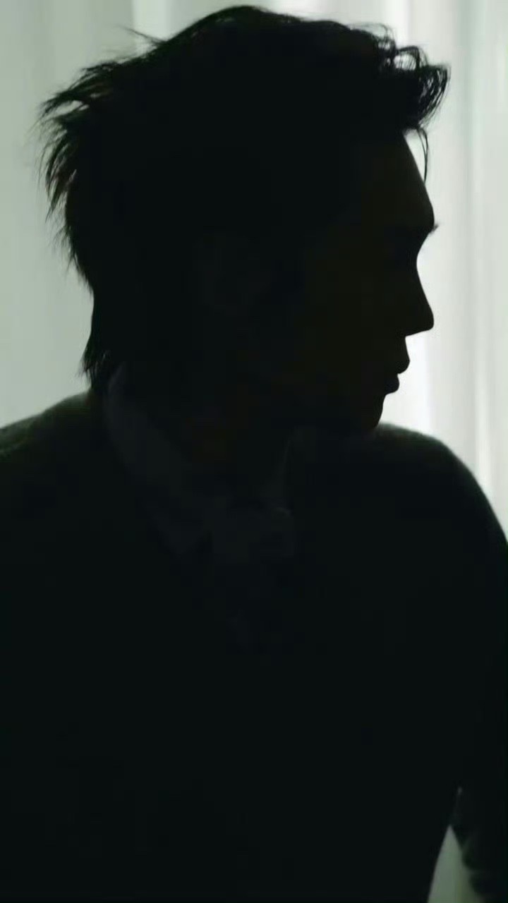 于适LEON中文版开季封面 