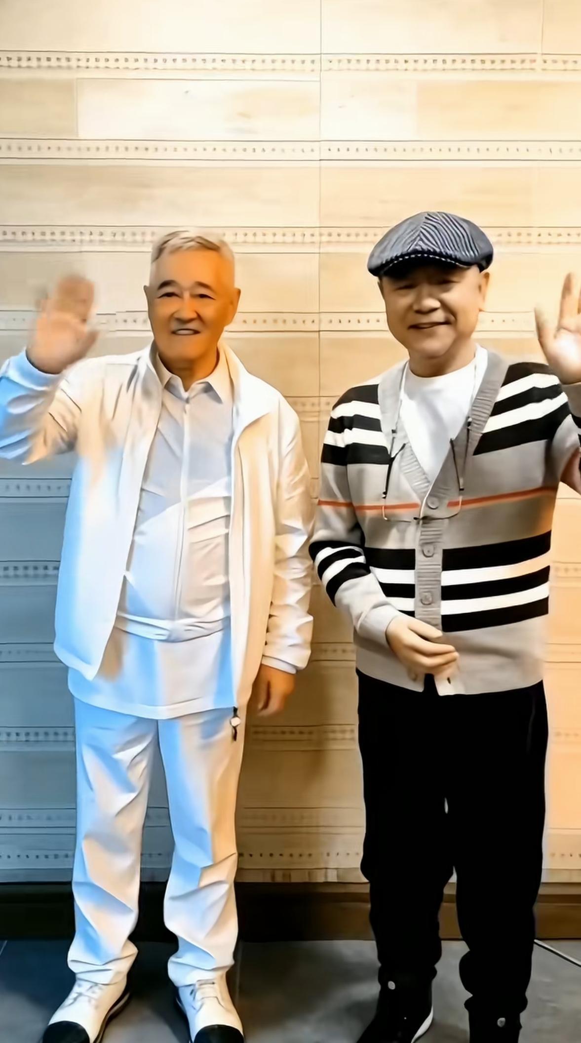 范伟现在心里应该挺不是滋味。

他怎么也不会想到，

时隔多年回趟本山传媒，有人