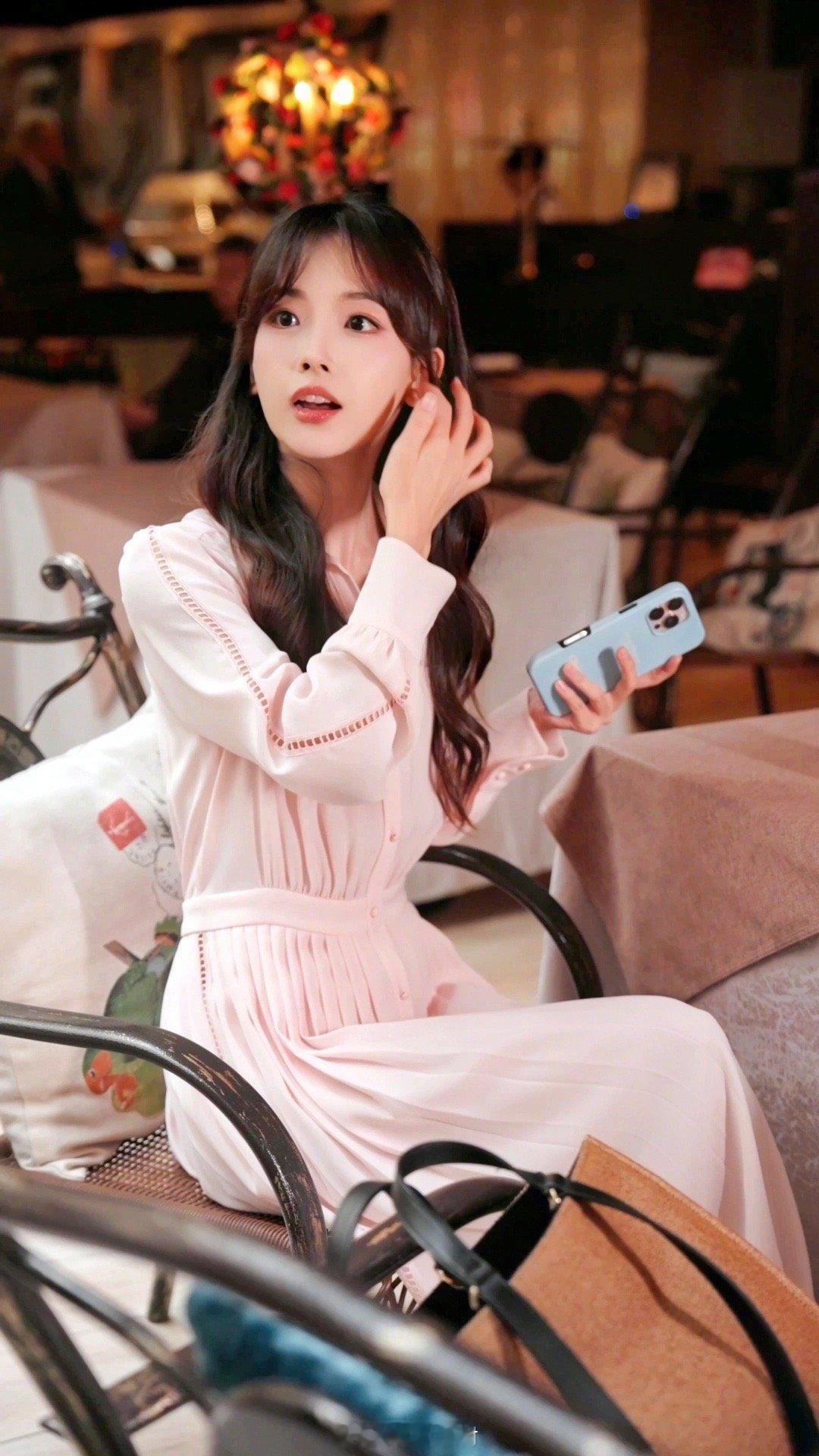 王冰冰[舔屏][色][爱慕][爱慕][爱慕][爱慕][爱慕][爱慕][爱慕][爱