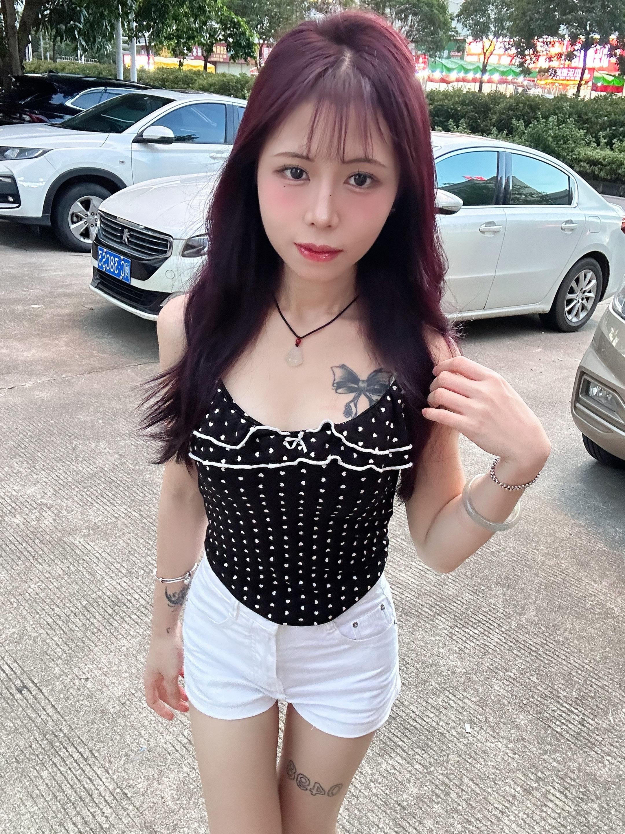 别总说把命给我 又苦又穷的命我不要 你怎么不说把钱给我 哦不 忘了你连钱都没有