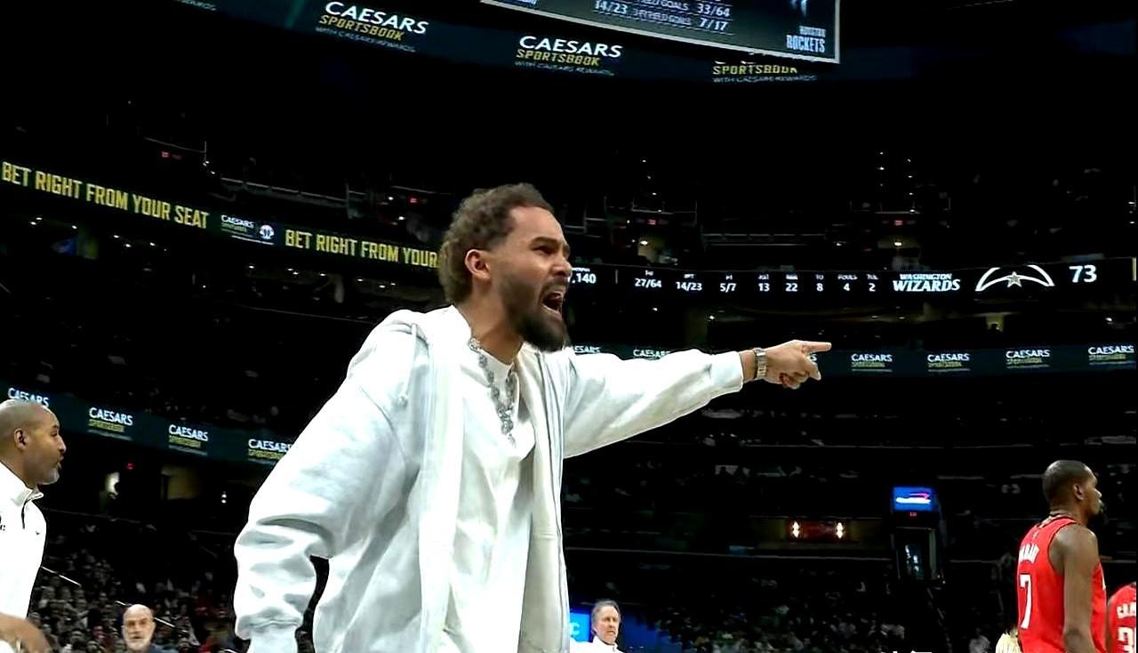 征服主场球迷，特雷杨连一秒钟比赛都没打。
 
奇才对阵火箭第三节，伊森连续两次用