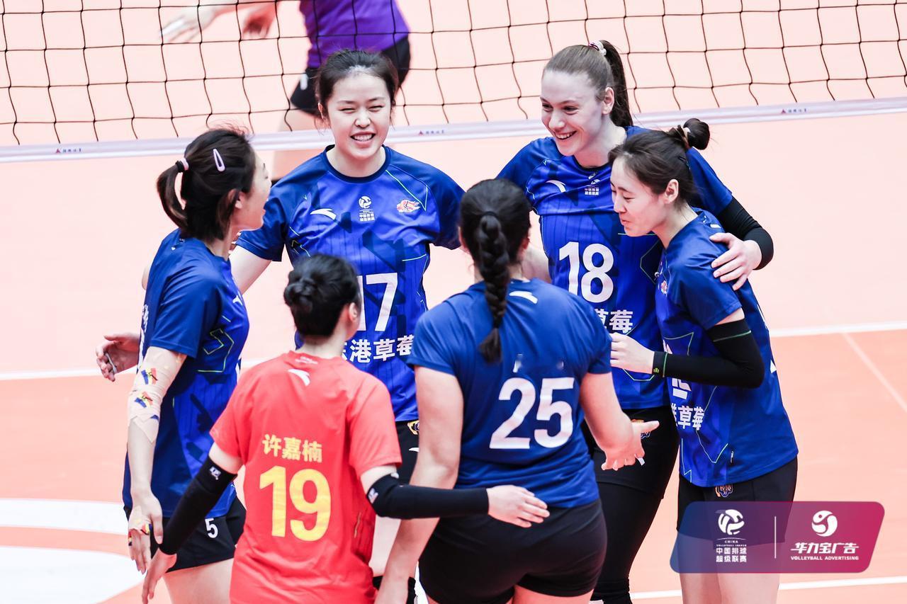 【辽宁女排与河南女排参加升降级赛】
中国女排超级联赛A级别第14轮
辽宁主场2: