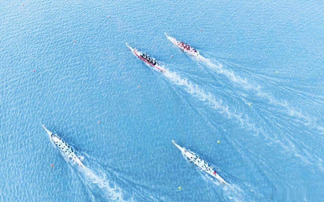 2026海口杯端午国际龙舟邀请赛两天赛事10.32万人次到场，超四成是亲子家庭，
