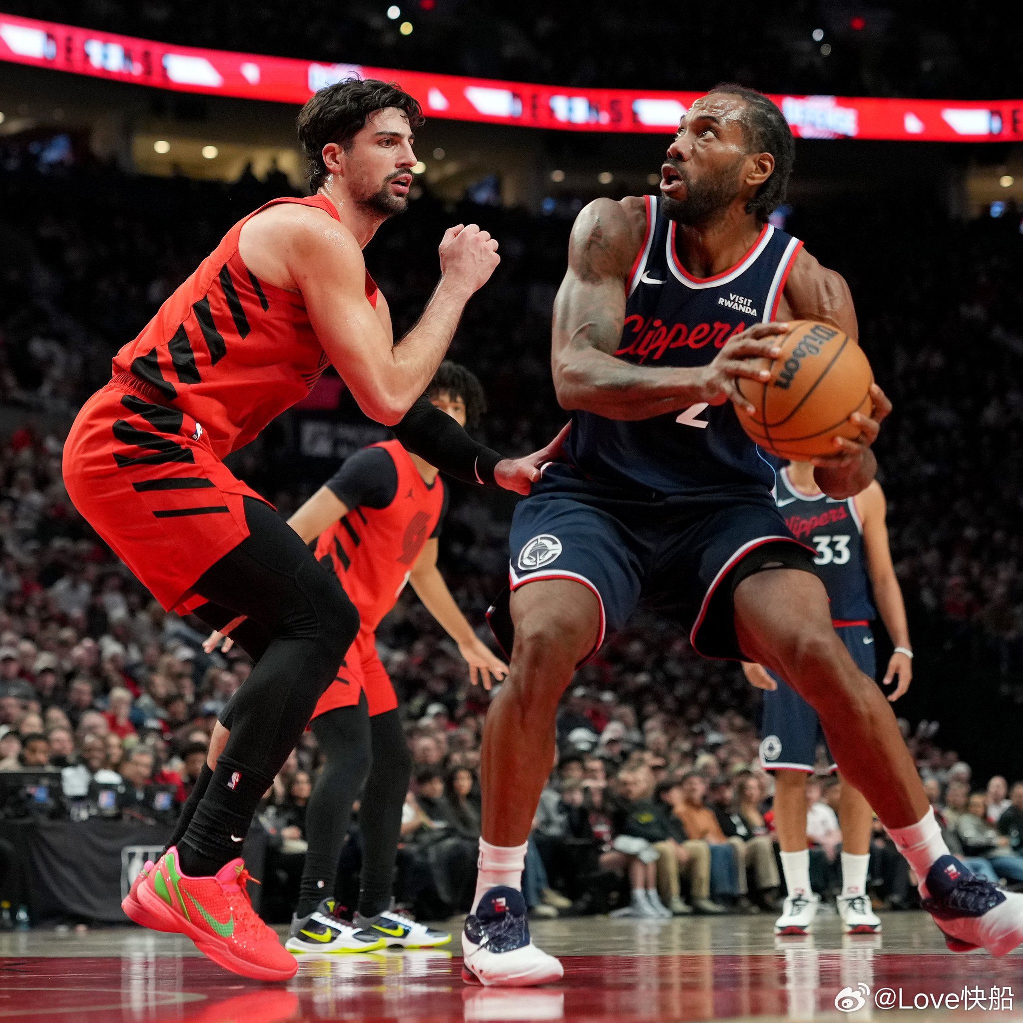 NBA官方预告快船对阵开拓者，今天将会是全美直播：快船将在今晚坐镇主场迎战波特兰