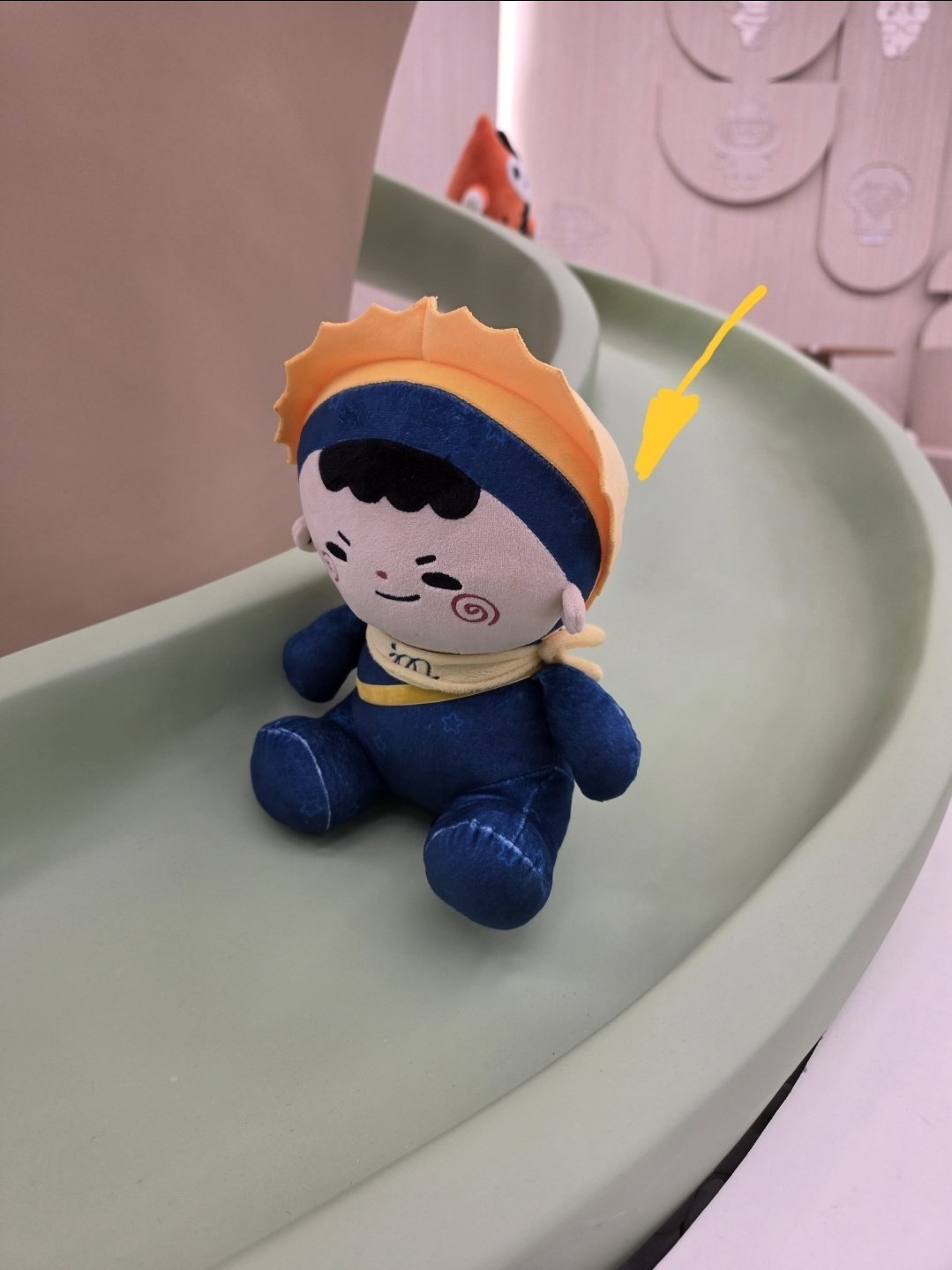 ⭐:  Mo想吃肉松Dad 看到商场里有☀️:  Gemm house也有吗 ⭐