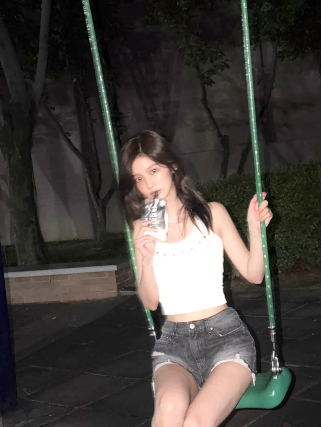 SULLYOON|夜间散步真棒～