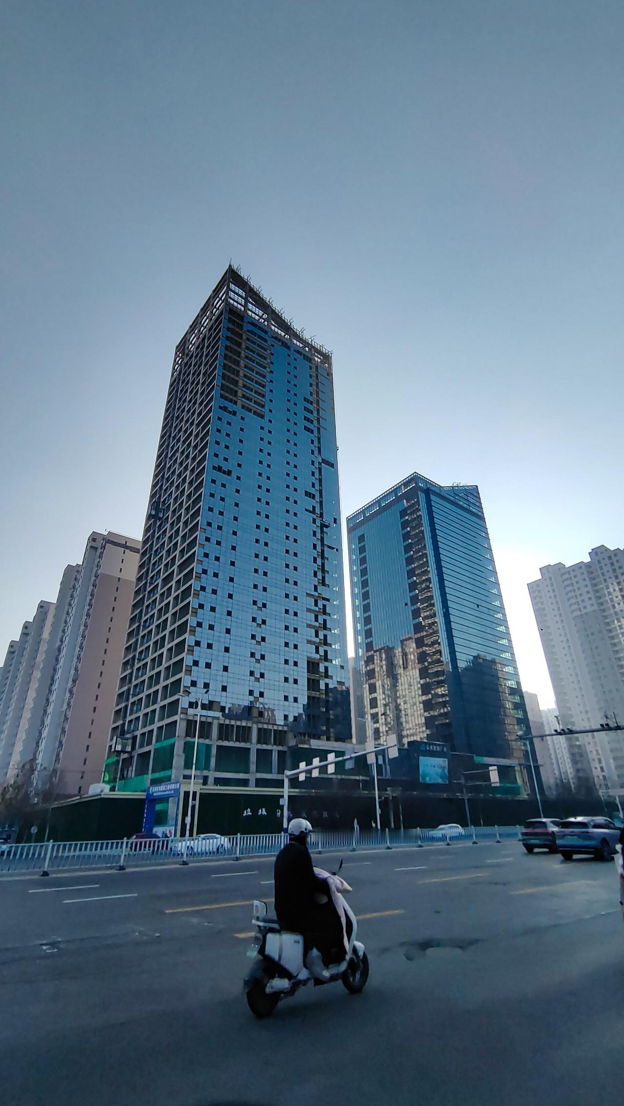 石家庄市众美37号地块AB商业办公楼项目建设推进，位于裕华区南二环与建华南大街交