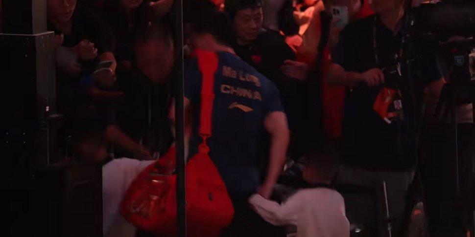 龙哥为什么眼袋大真相了，下班就得带娃 ​​​