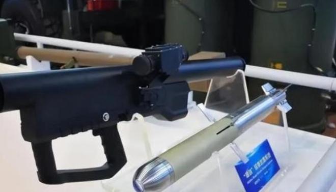 美军最恐惧的噩梦来了！中国“袖箭”导弹震惊全球，3万元一发重量不足4公斤，仅有黄