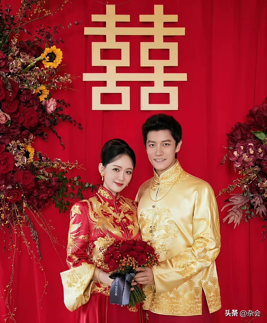 东方美，真的大气。
看了那么多明星的中式嫁衣，还是觉得陈乔恩的这一套最惊艳。不落