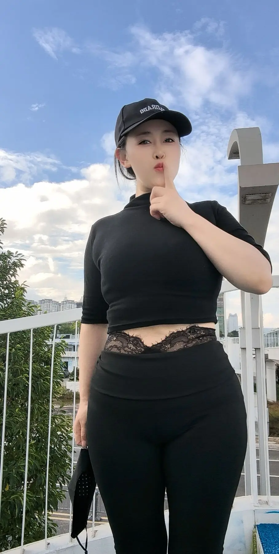 我天生就是一个犟种，只要是自己在乎的人，就算主动倒贴我也心甘情愿，可一...