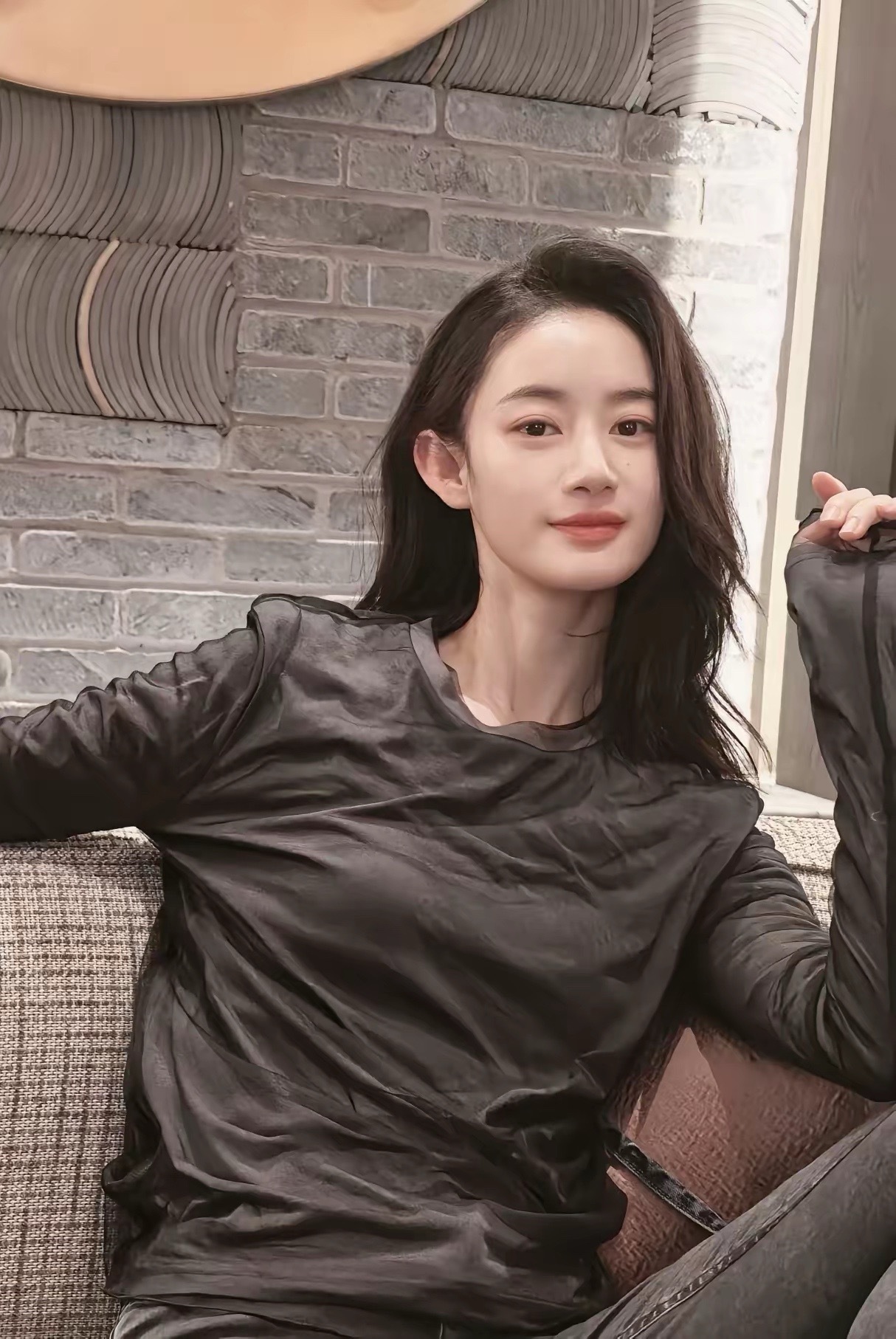 发现一个有意思的事，只要郭晓婷演的戏，不管男女主是谁，演技好不好，她演的配角都相