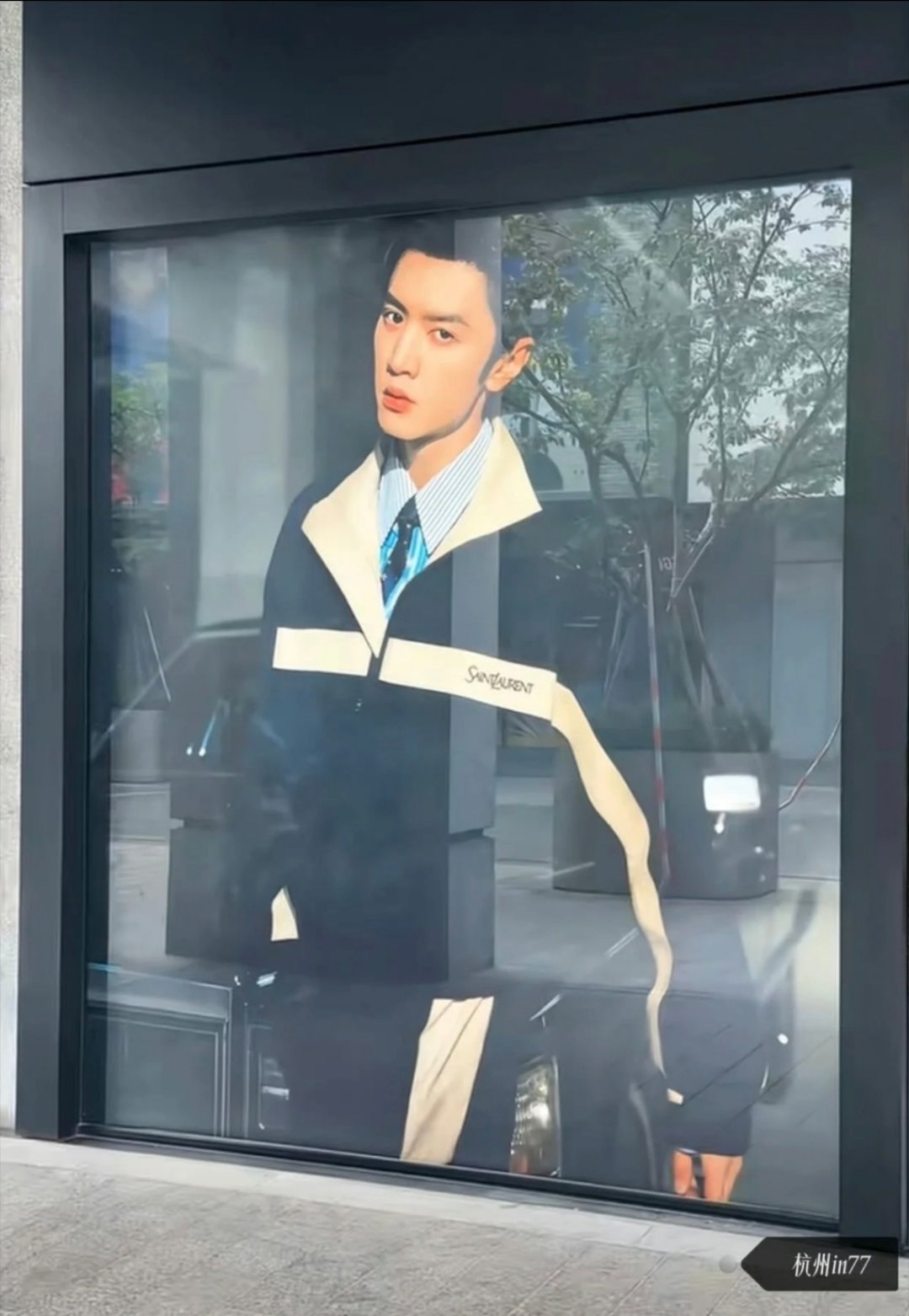 咱就是说 天生适合大屏幕的一张帅脸全国全球小圆包可以打卡起来去逛起来了圣罗兰ys