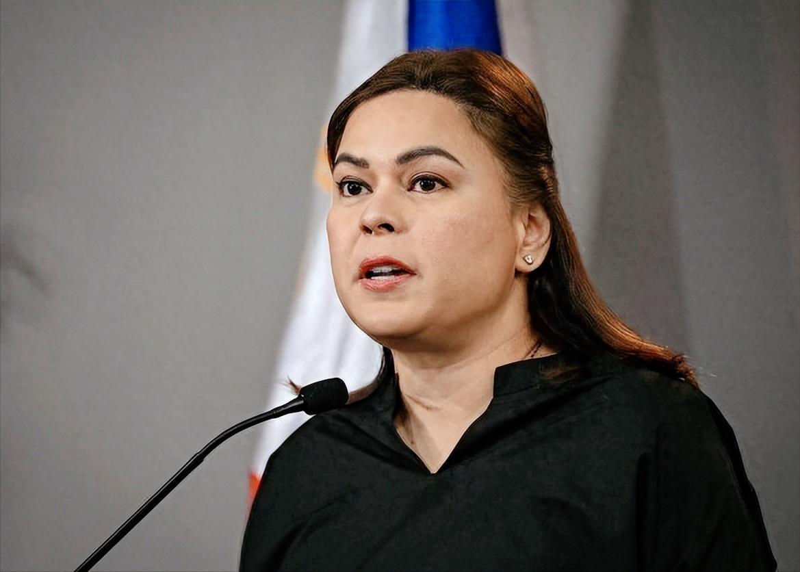 菲律宾最新的民调太扎心了！总统马科斯的民众信任度跌进谷底，反观副总统莎拉·杜特尔