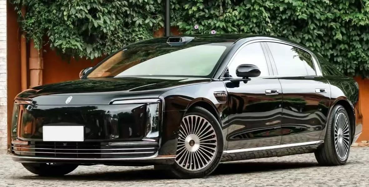 国产超豪杀疯了！尊界S800三连冠封神
 
70万级豪车市场变天！尊界S800 