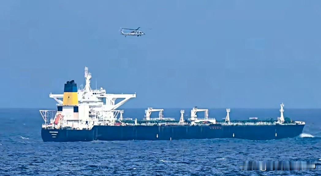 刚看到新闻，
 12月23日，特朗普在推特上高调宣布，美国要“永久保留”中国香港