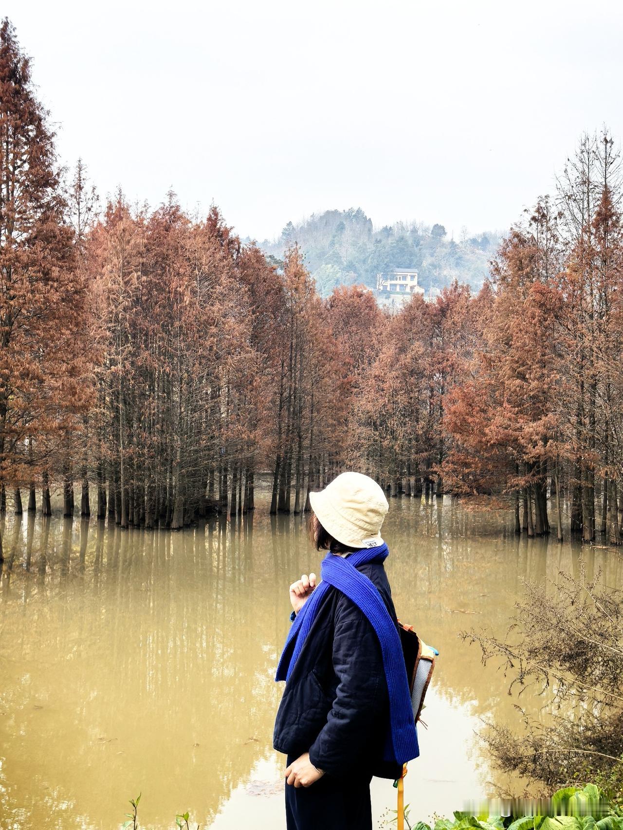 一个人旅行,你会约搭子吗? 我会约搭子。每到周末，我便会把想去的地方发在群里，询