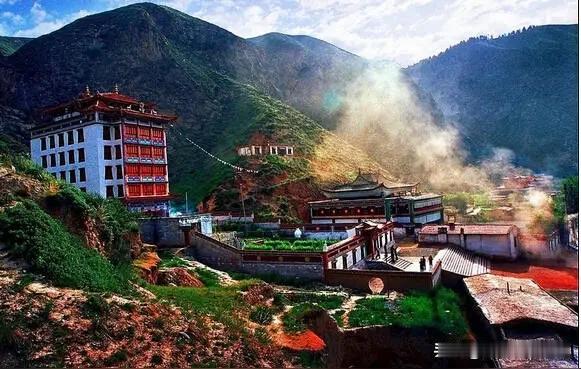 河西四郡之武威：天祝赋

天祝，河西之东隅，祁连之襟怀。其地不高，而云常栖；其城