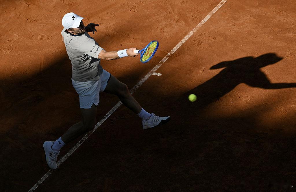 即时战况❗️ATP1000 罗马大师赛决赛，鲁德第七局经历两次平分考验，保发后4