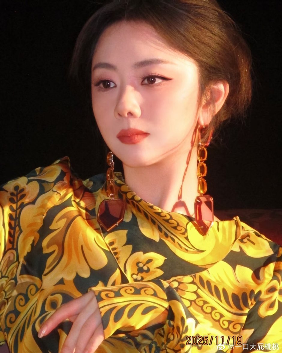 王亚飞的妆容欣赏 