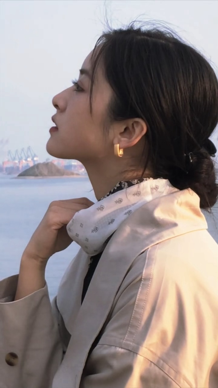 文艺女主本子来….沈月文艺感