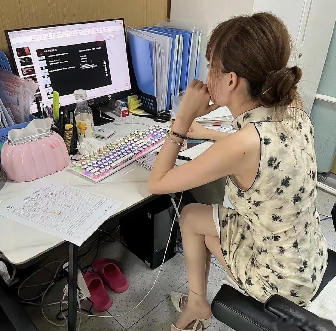 新来的财务啥也不会 为啥能一万多一个月？
