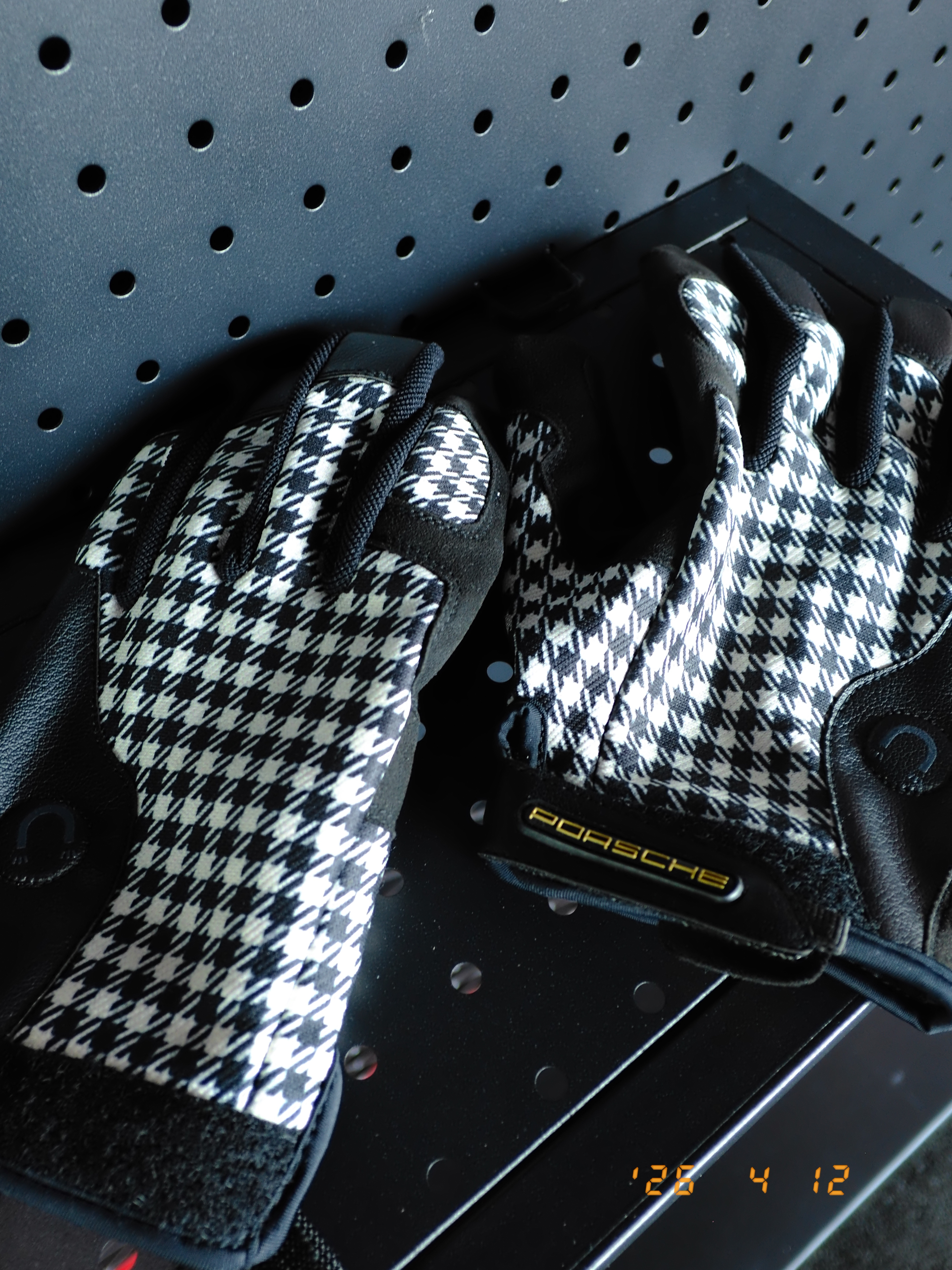 保时捷赛车运动75周年赛车文化的魅力必须去赛道感受，这两天活动太多惊喜，还粉上一