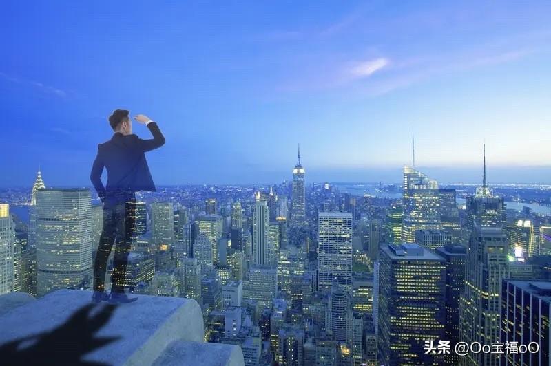 空虚的可怕、灵魂的未知、金钱的梦想、世界的凄凉，人心的变态，需要修补内心的滋润认