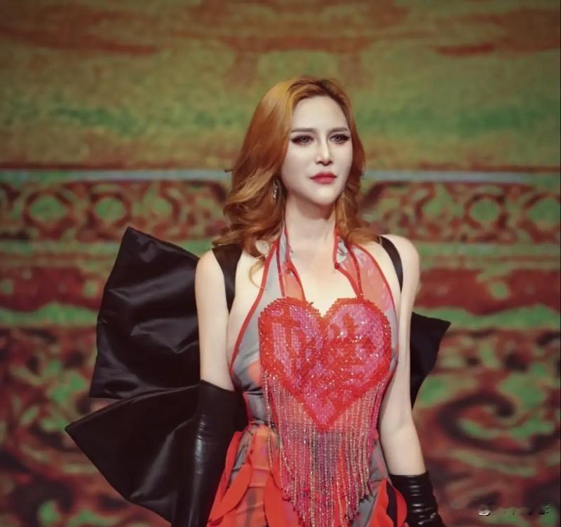 实锤了！“那艺娜”被官方定性劣迹艺人，演出全叫停！

家人们，这事儿终于“实锤”