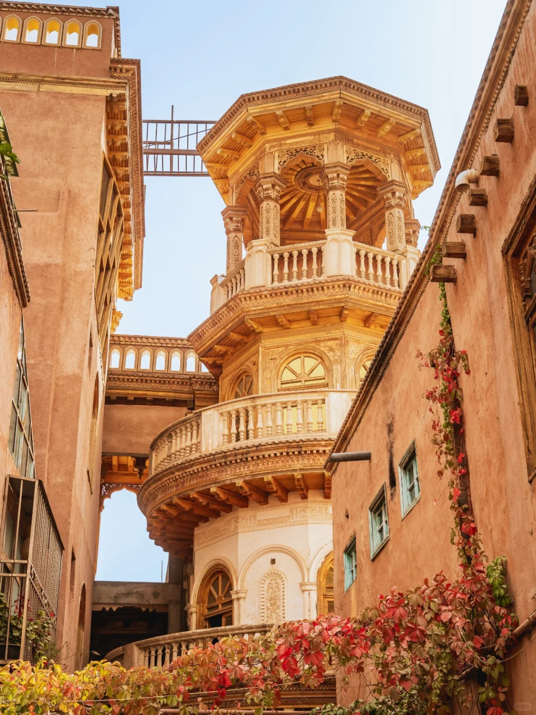 南疆5天于山川中尽享奢华，享自由就出发