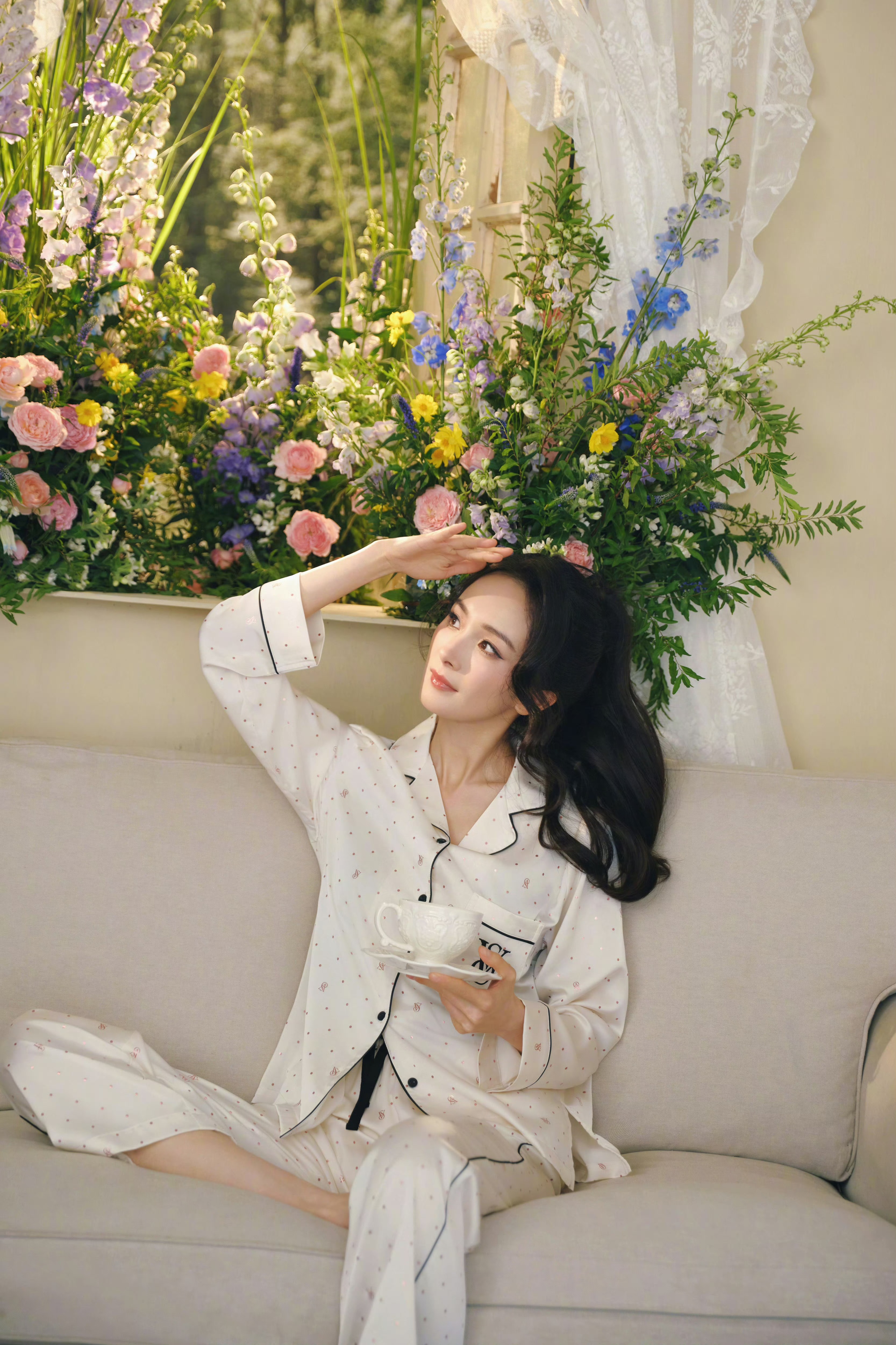 杨幂星愿生日企划YM为杨幂守护星愿   有的时候要学会自爱，因为它比需要爱和被爱