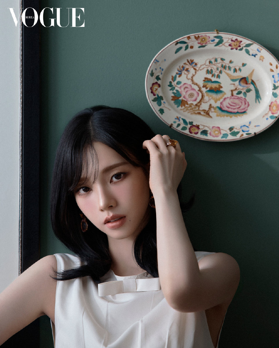 柳智敏 x Prada x Vogue Korea韩版VOGUE镜头记录Prad