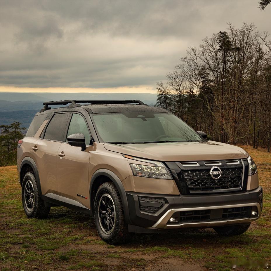 2025款#日产Pathfinder# 车型发布。新车重点对配置进行变化，动力方