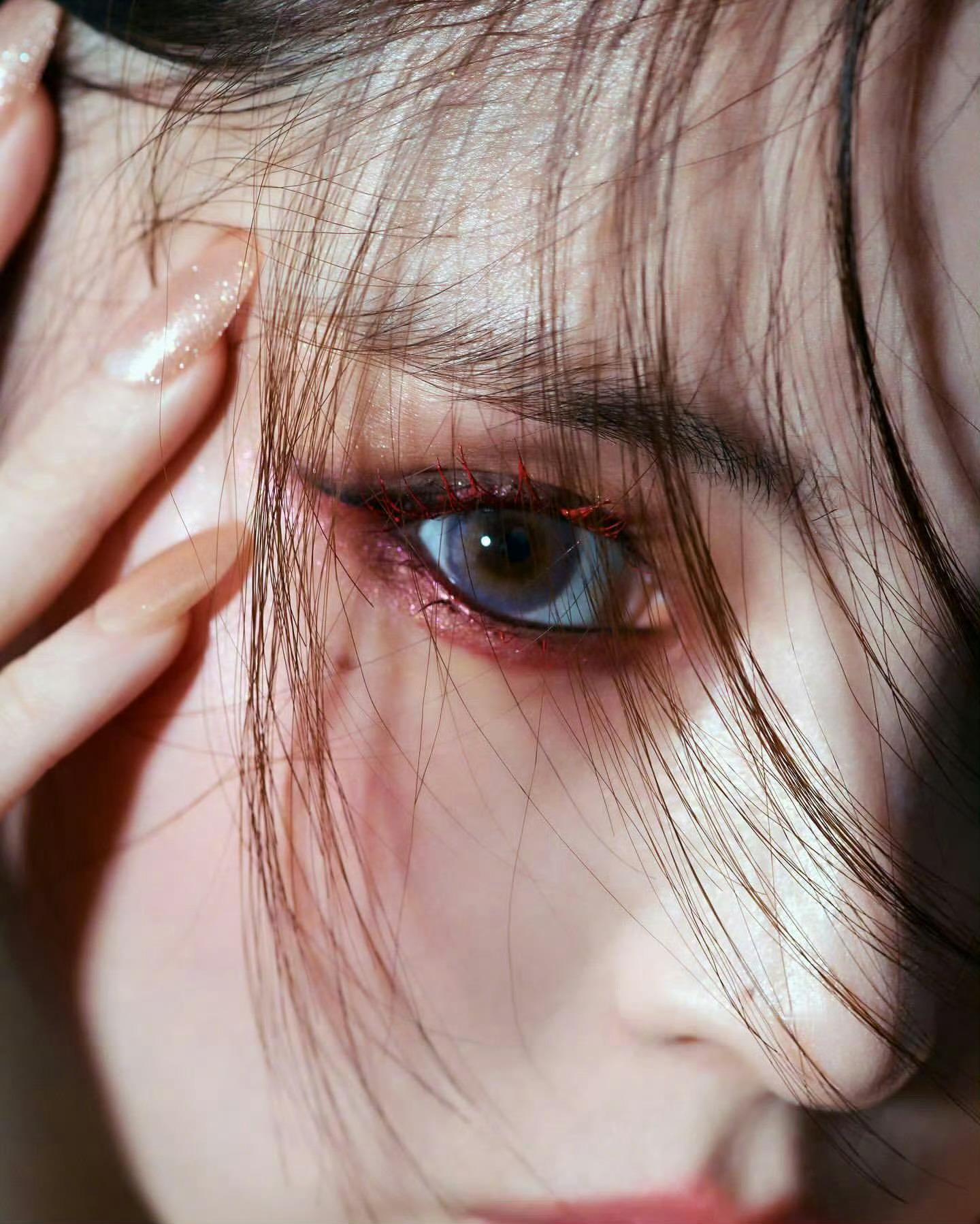#韩素希#出镜《VOGUE》韩版2024年11月刊 Dior Beauty冬季假