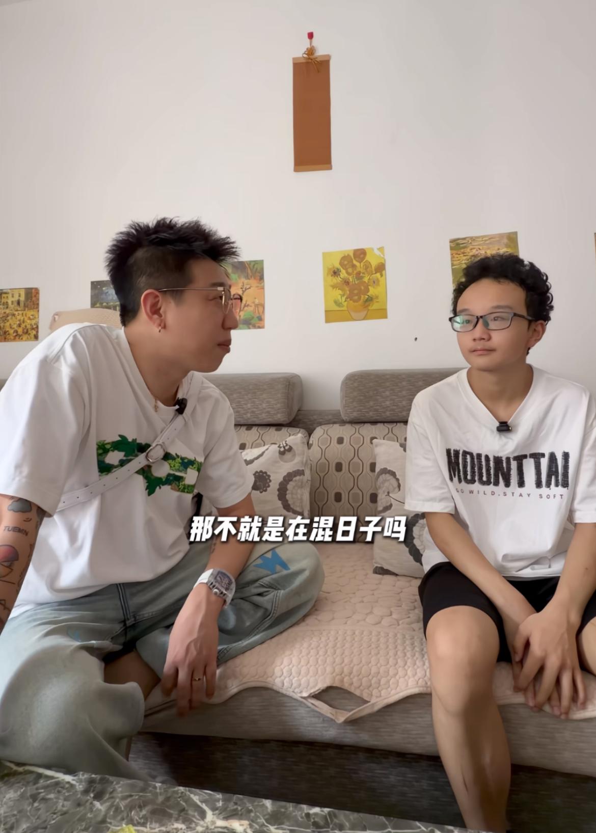 网红“老白不喝酒”真的人间清醒
宣布与二哥“缘分”已尽，后续将不会再帮助他，每个