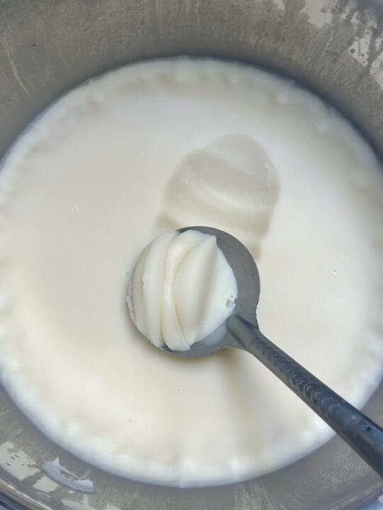 冰淇淋质感的猪油🥣雪白干净可简单了~