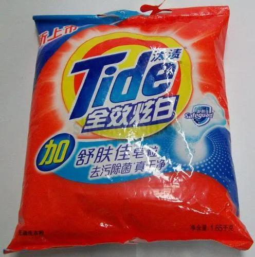 终于弄明白了，
为什么洗衣粉越来越少见了！不是因为洗衣粉洗不干净，也不是它被淘汰