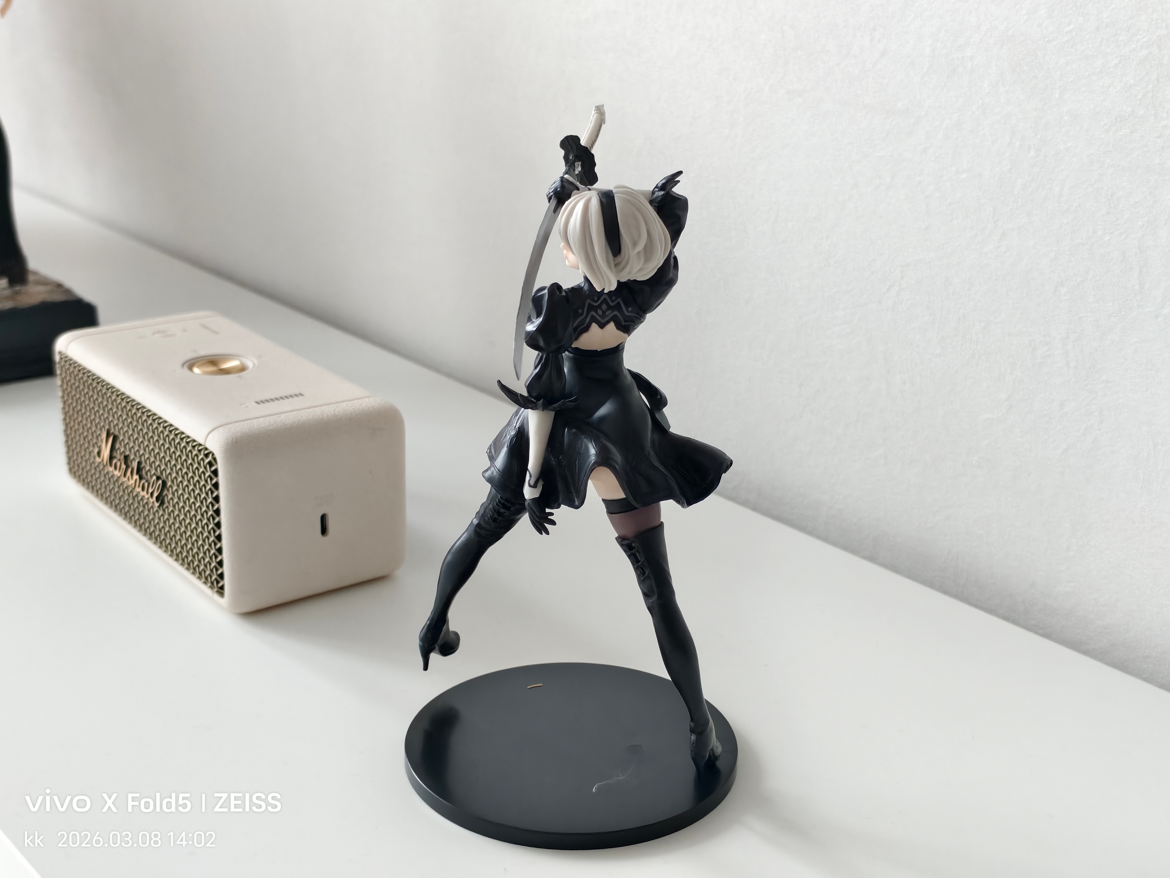 便宜没好货30快的2b，质感真差 