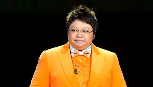 从“走个面儿”到官方辟谣，韩红风波迎来大结局！基金会晒6页报告回应8大质疑，否认