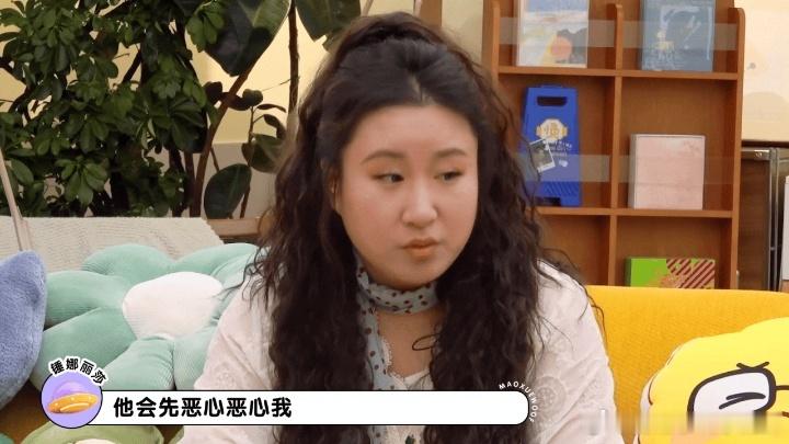 李川对锤娜丽莎进行霸总式霸凌李川先恶心锤娜丽莎再恶心观众毛雪汪 李川日常偏爱对着
