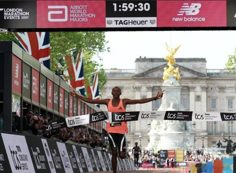 刘语熙谈人类马拉松破二刘语熙说让我们恭喜人类谈人类马拉松破二：2019年的基普乔