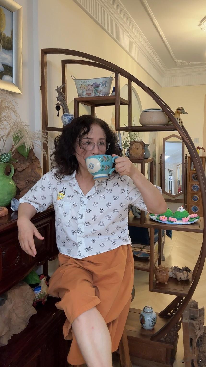 不喜欢父母的孩子不是少数，不喜欢自己生的孩子的父母是个例。

70后鼓捣写作的李